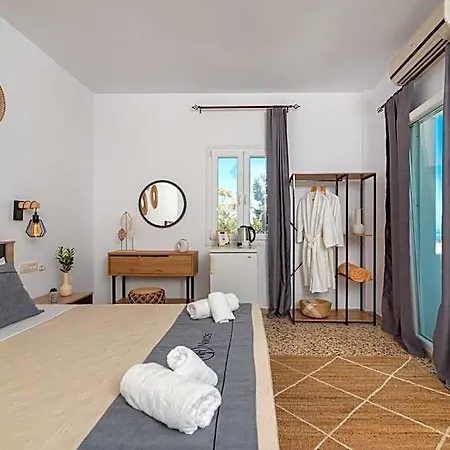 Nikos Hotel Santorini Island